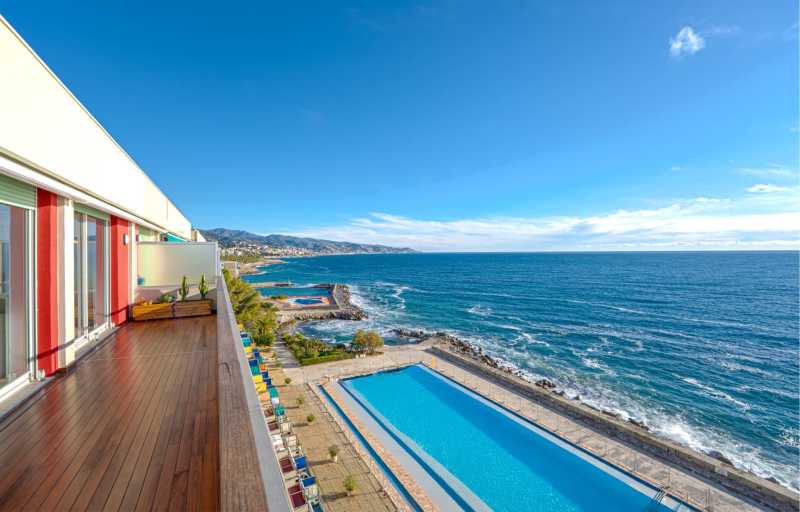 靠近大海的圣雷莫卡波内罗公寓