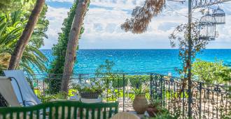 Диано-Марина的豪华别墅,直通海滩