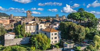 豪华别墅位于维泰博的中心